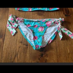 Betsey Johnson garden rose bikini bottom